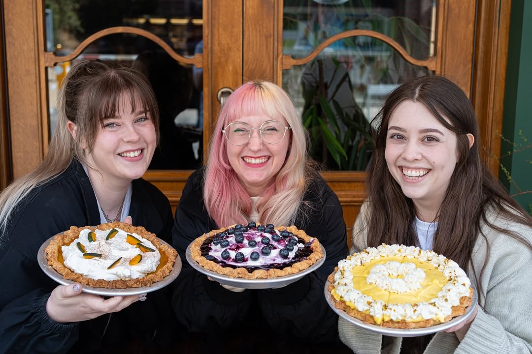 JESS, MAE & KIM
